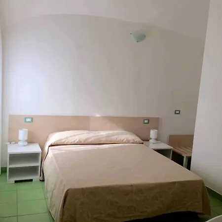 A San Nicola Nocleg ze śniadaniem 3*